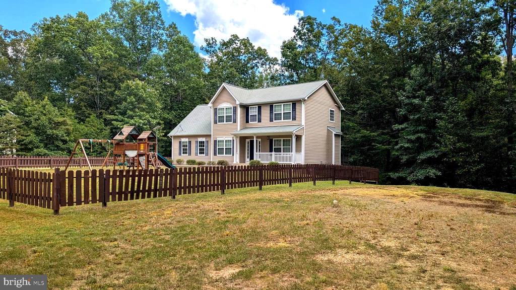 7249 ARROW WOOD