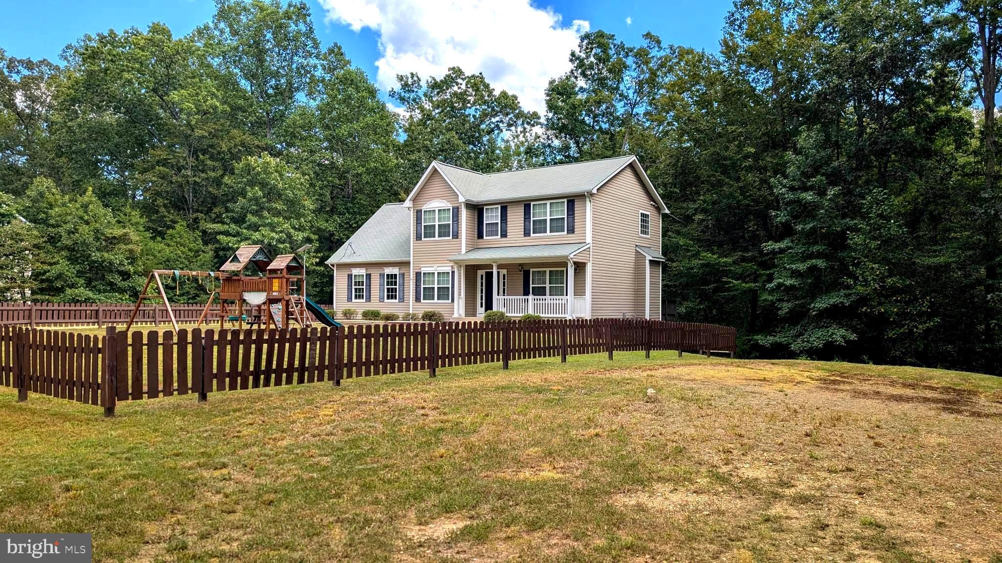 7249 ARROW WOOD