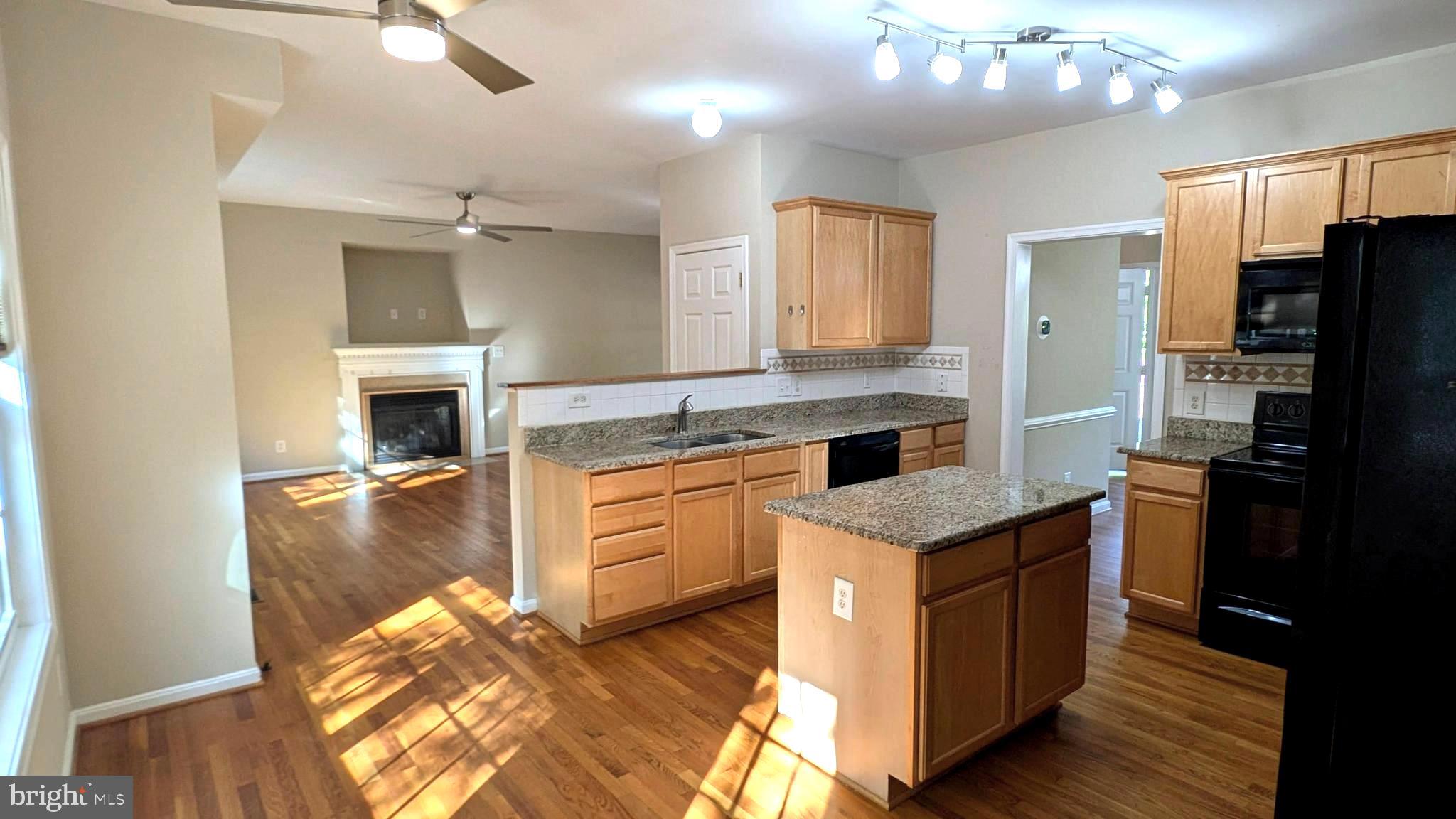 7249 ARROW WOOD