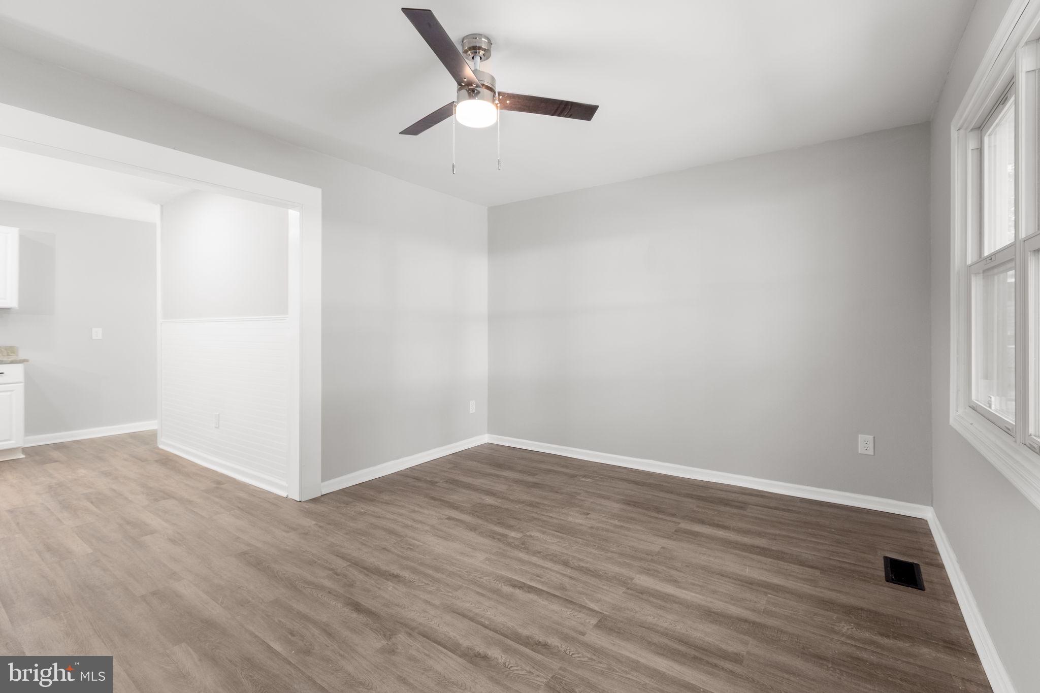 2412 QUAIL OAK DRIVE