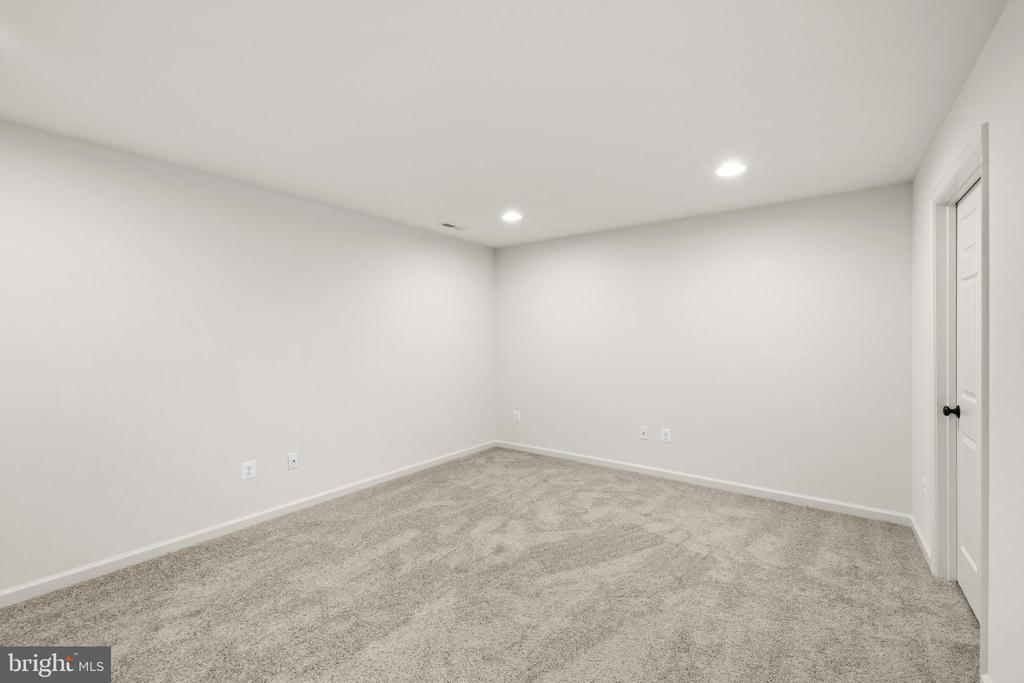 7278 STATESMAN BOULEVARD
