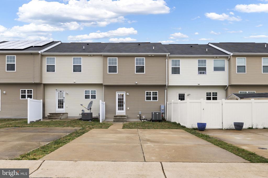 7278 STATESMAN BOULEVARD