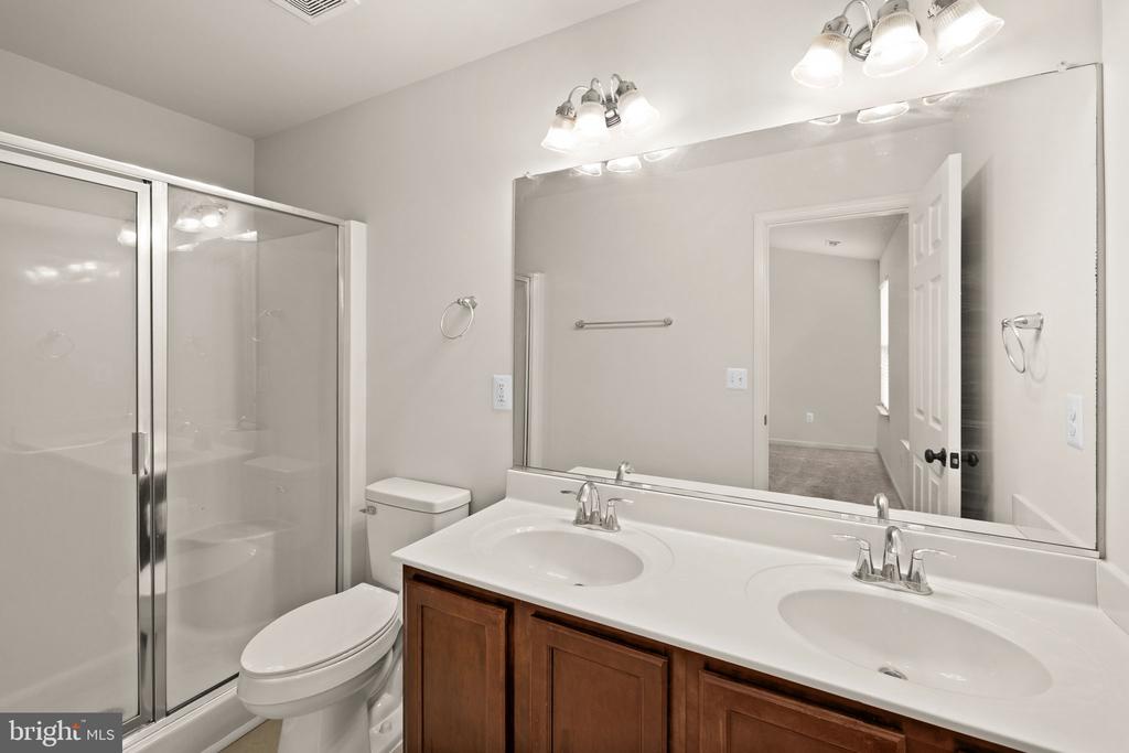 7278 STATESMAN BOULEVARD