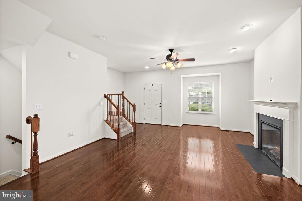 7278 STATESMAN BOULEVARD