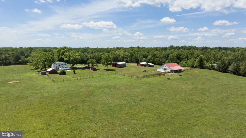 1815 COUNTRY ROAD