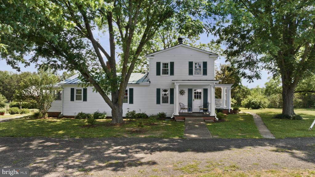 1815 COUNTRY ROAD