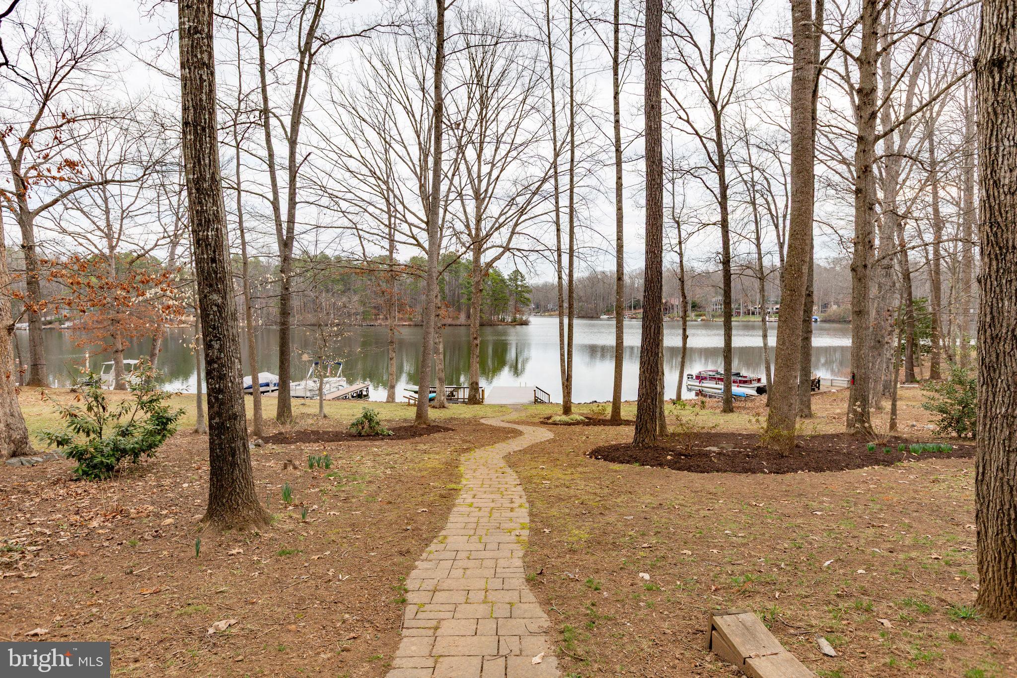 328 LAKE CAROLINE DRIVE