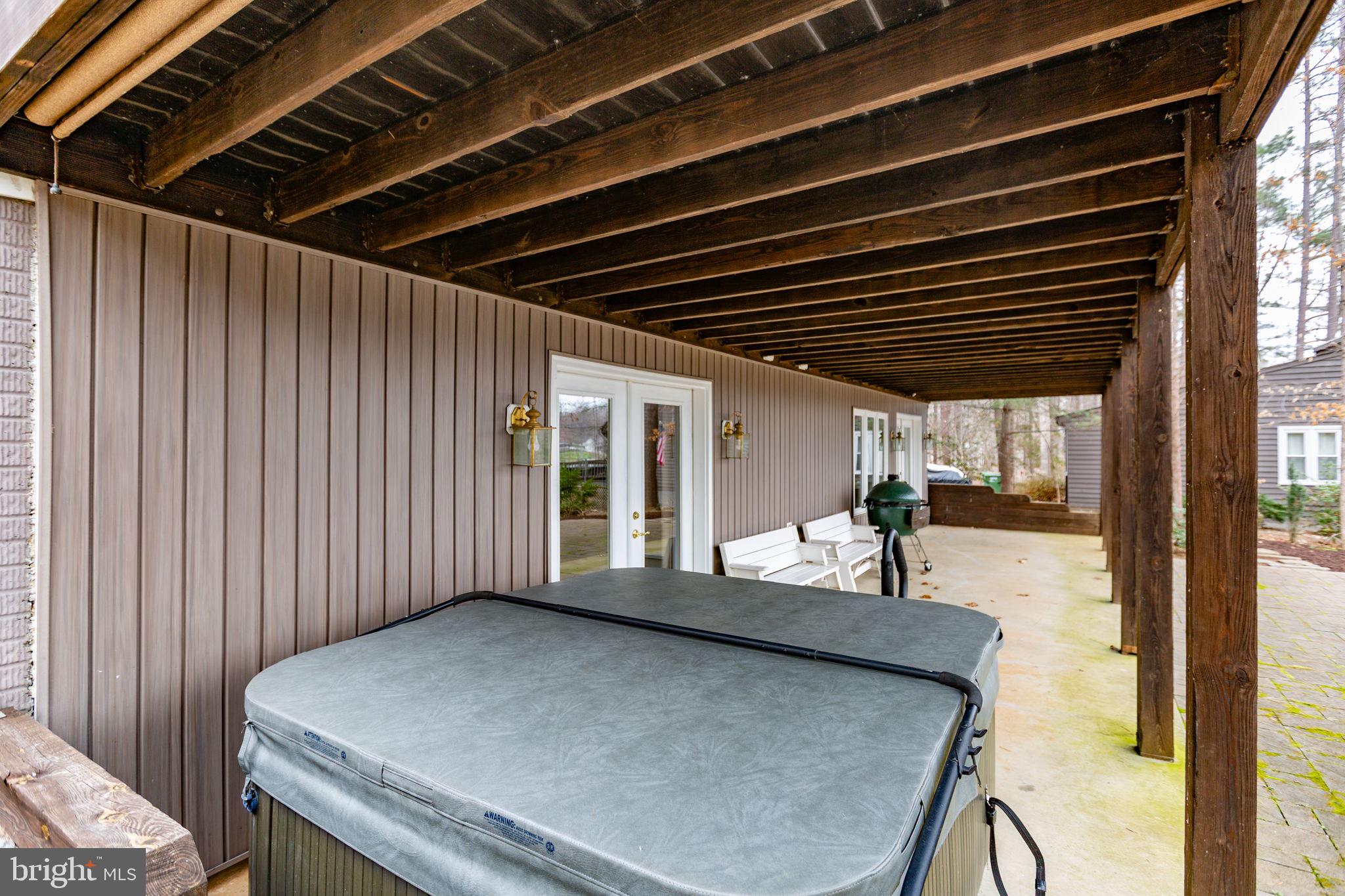 328 LAKE CAROLINE DRIVE