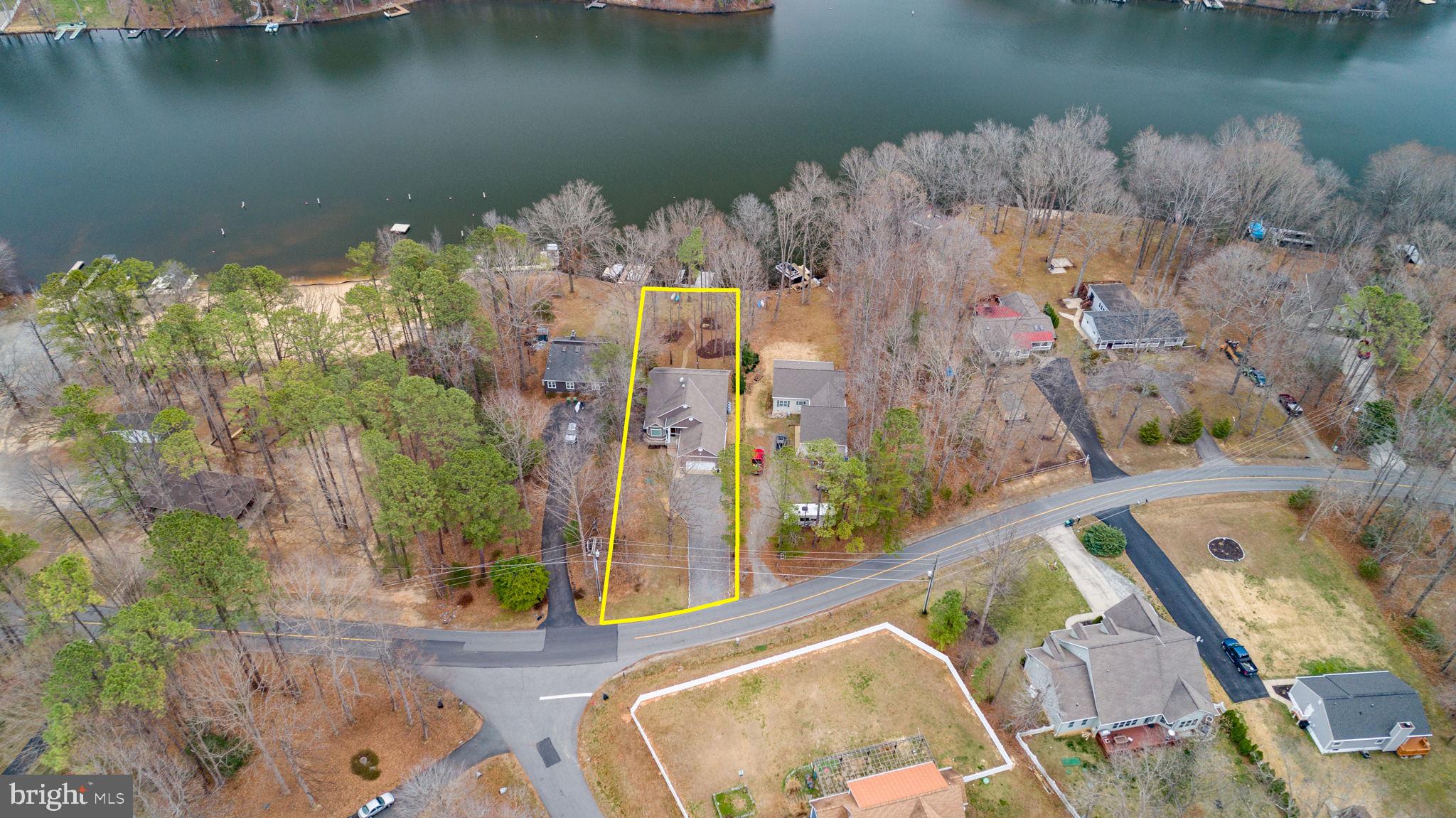328 LAKE CAROLINE DRIVE