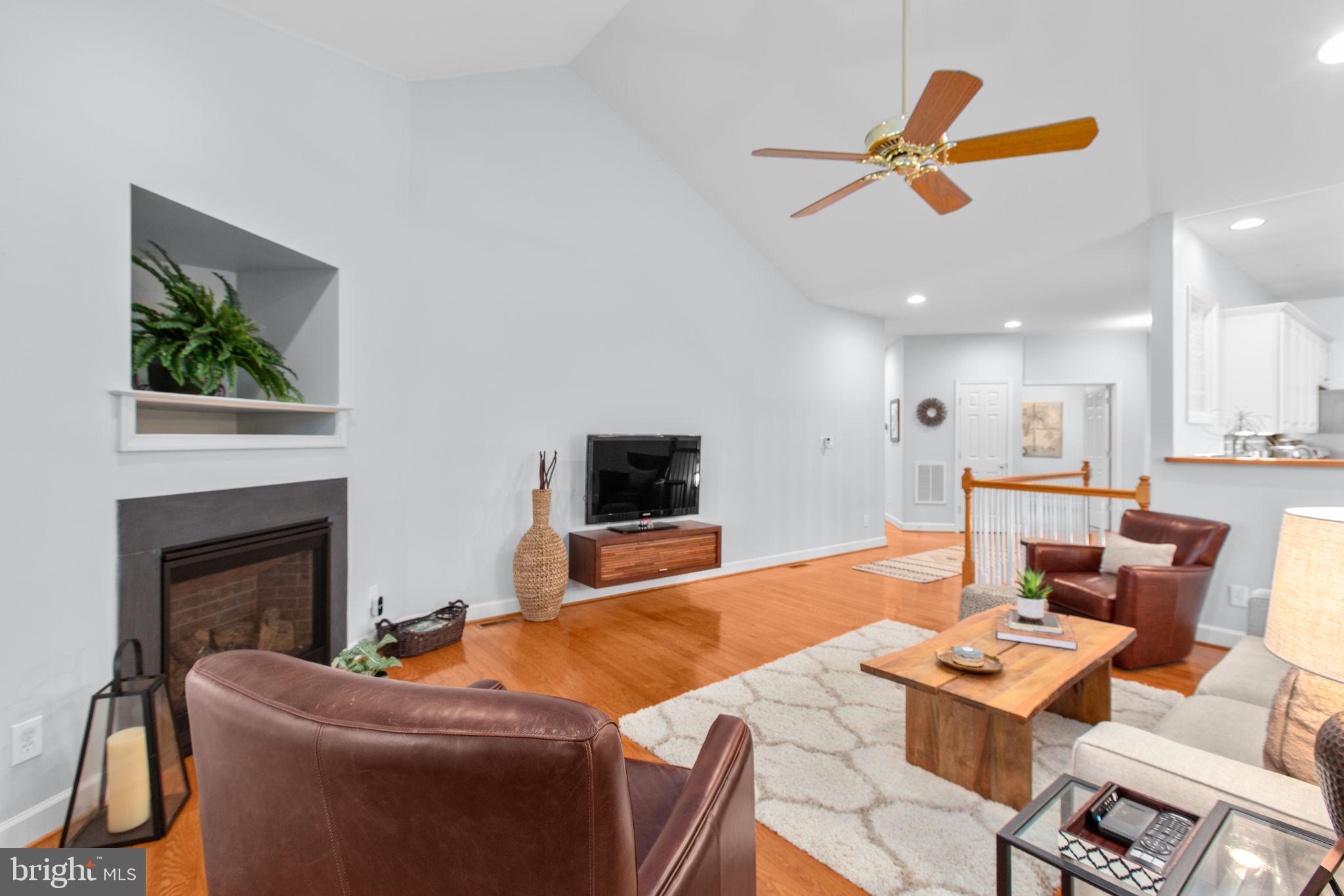 328 LAKE CAROLINE DRIVE