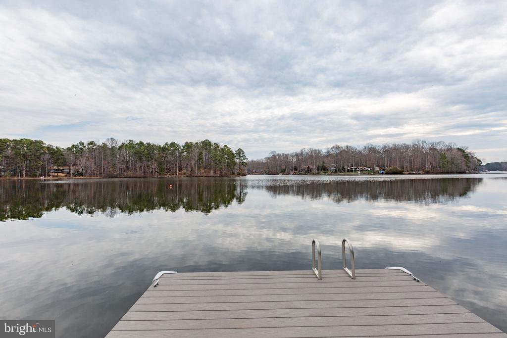 328 LAKE CAROLINE DRIVE