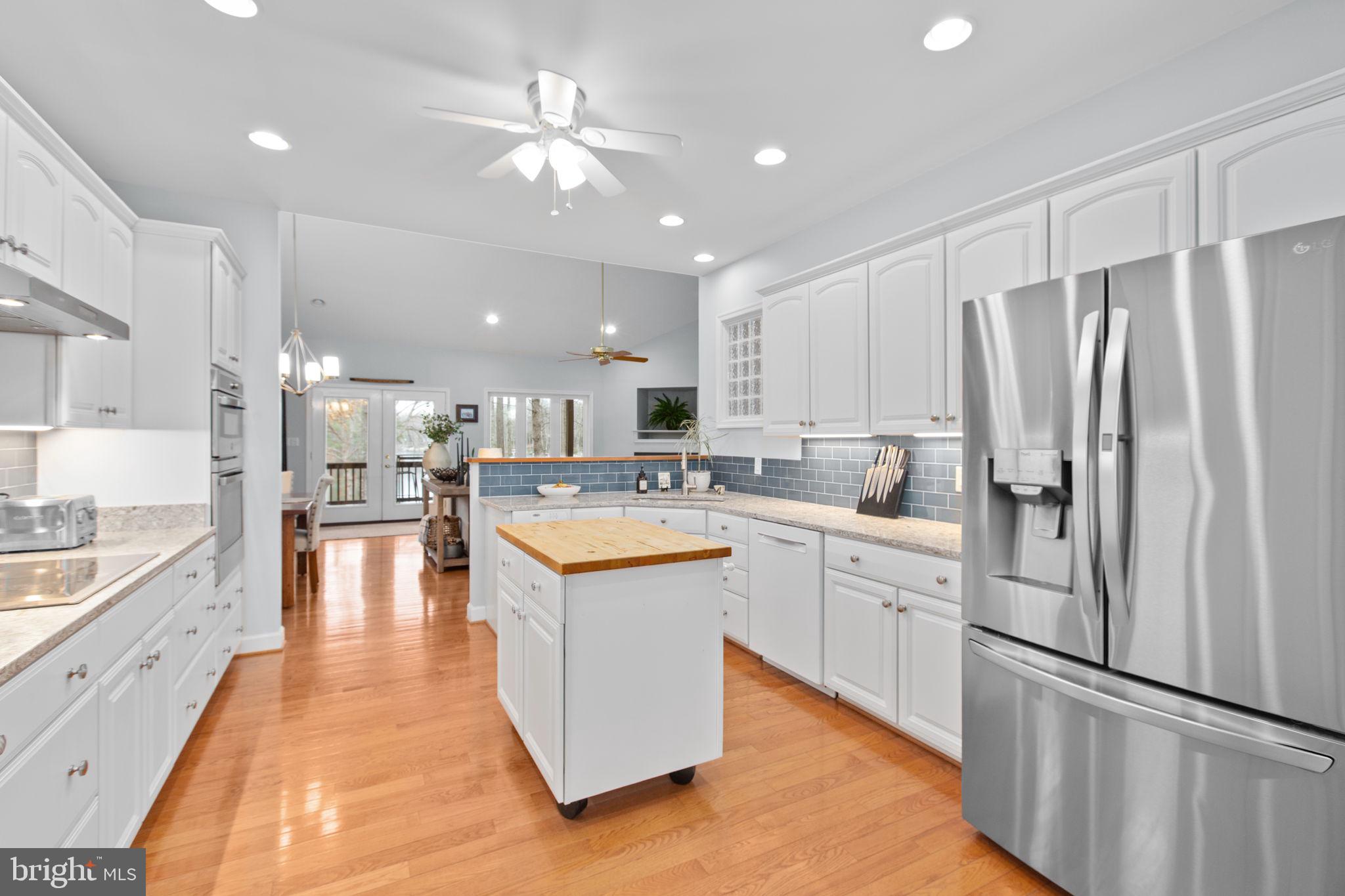 328 LAKE CAROLINE DRIVE