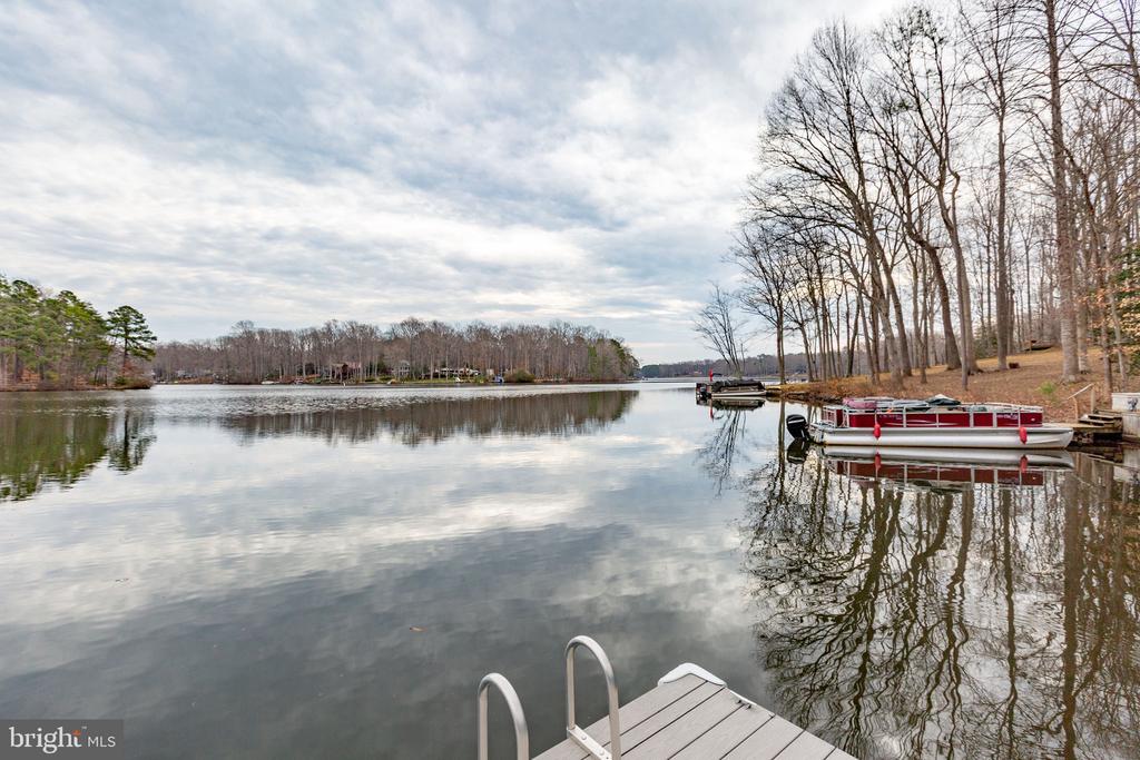 328 LAKE CAROLINE DRIVE
