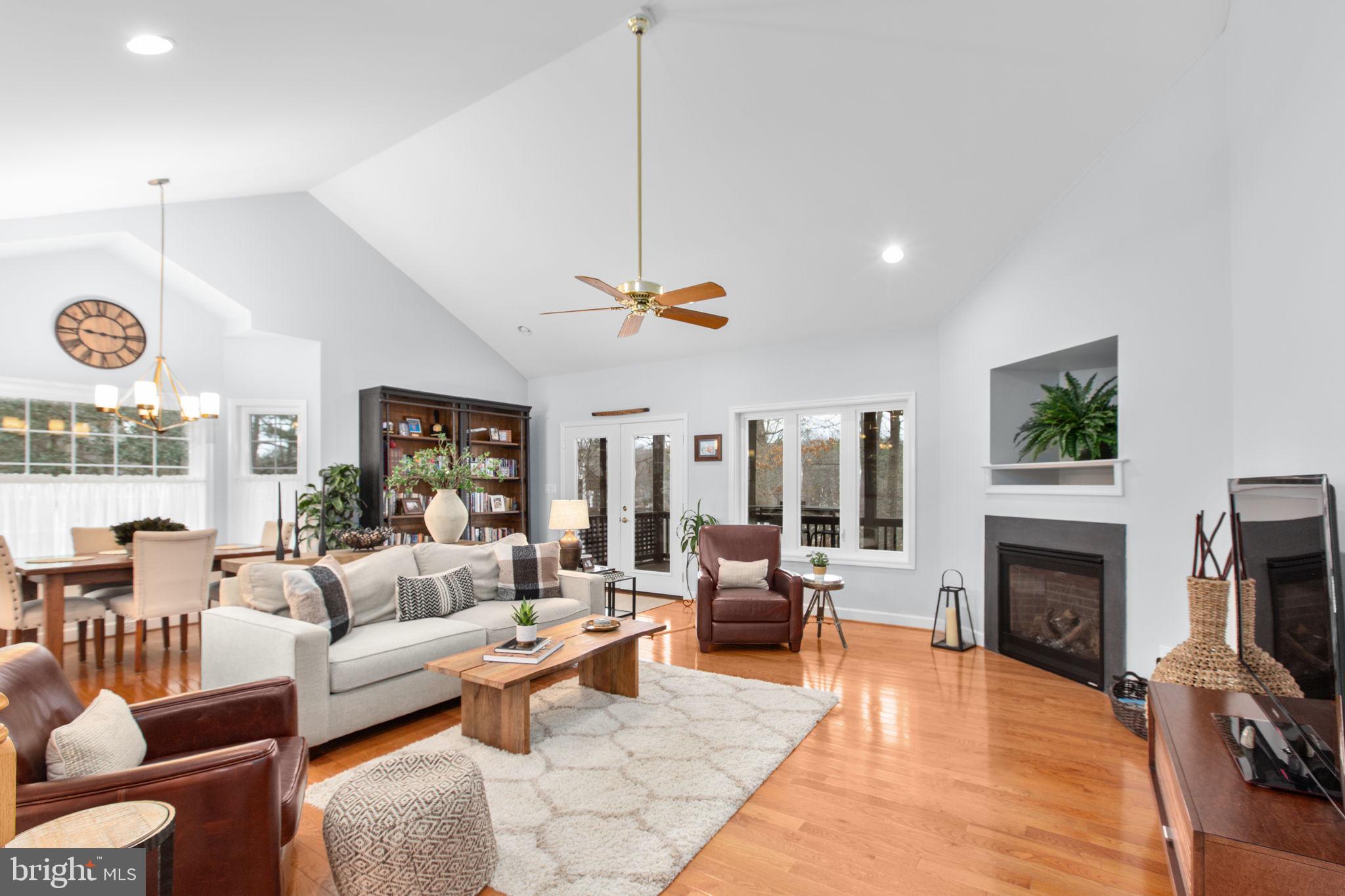 328 LAKE CAROLINE DRIVE