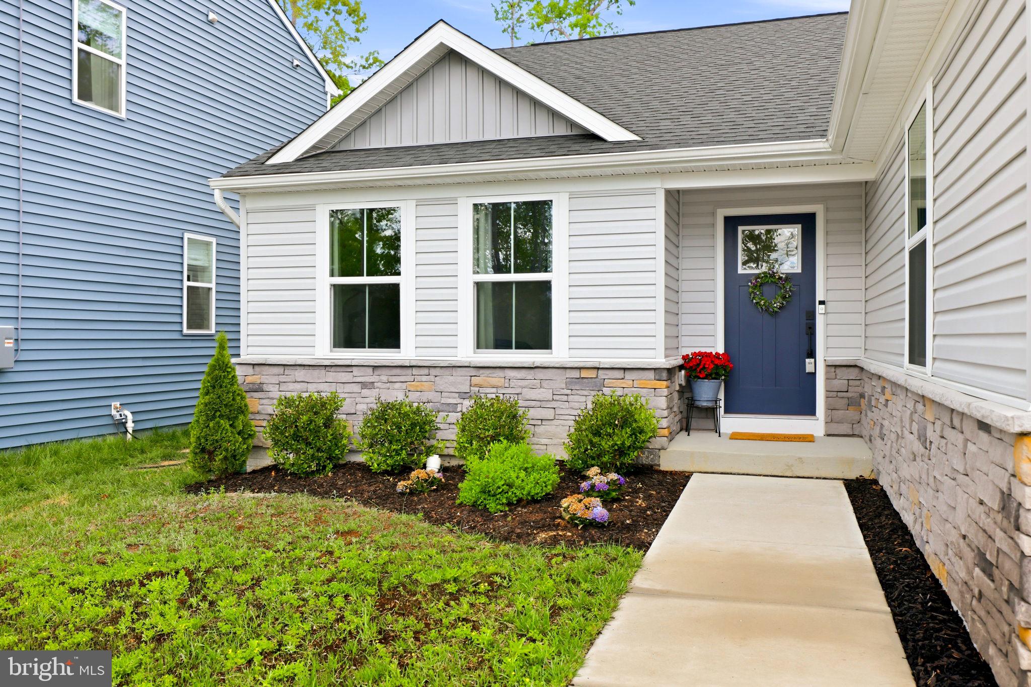 7113 IRON GALL LANE