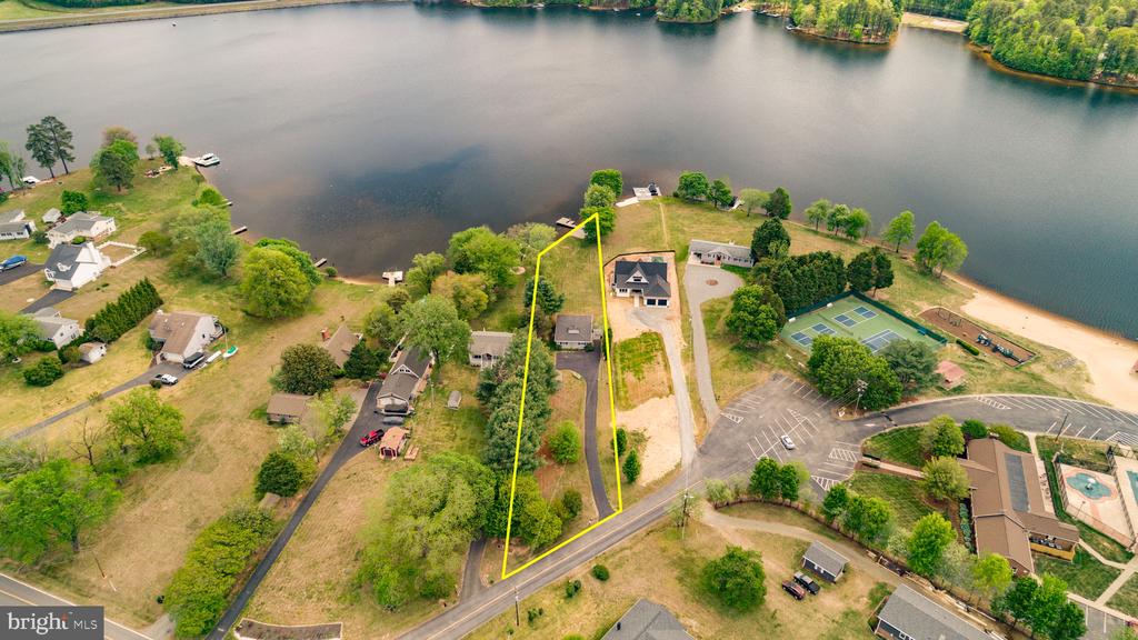 68 SARATOGA COVE