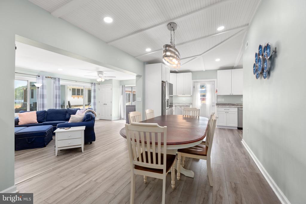 68 SARATOGA COVE