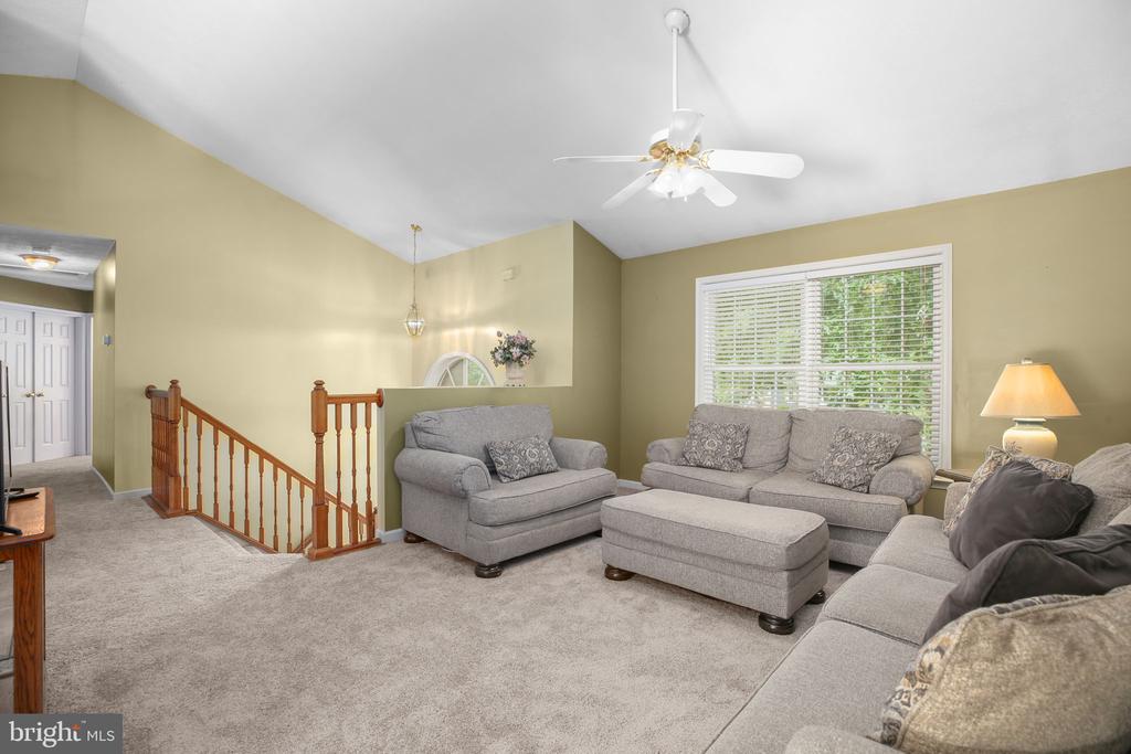 675 WELSH DRIVE
