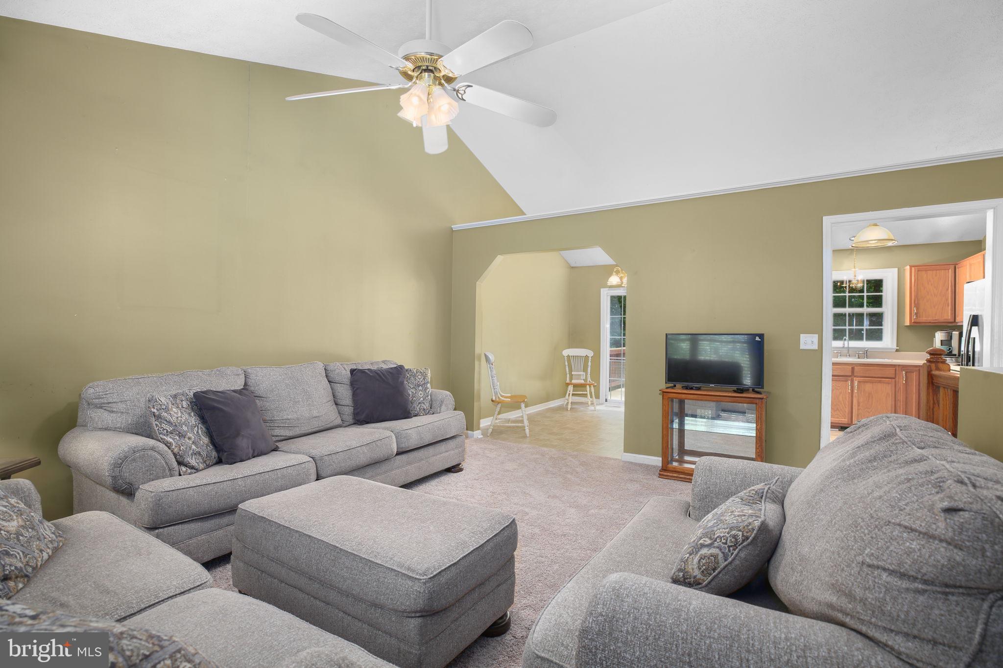 675 WELSH DRIVE