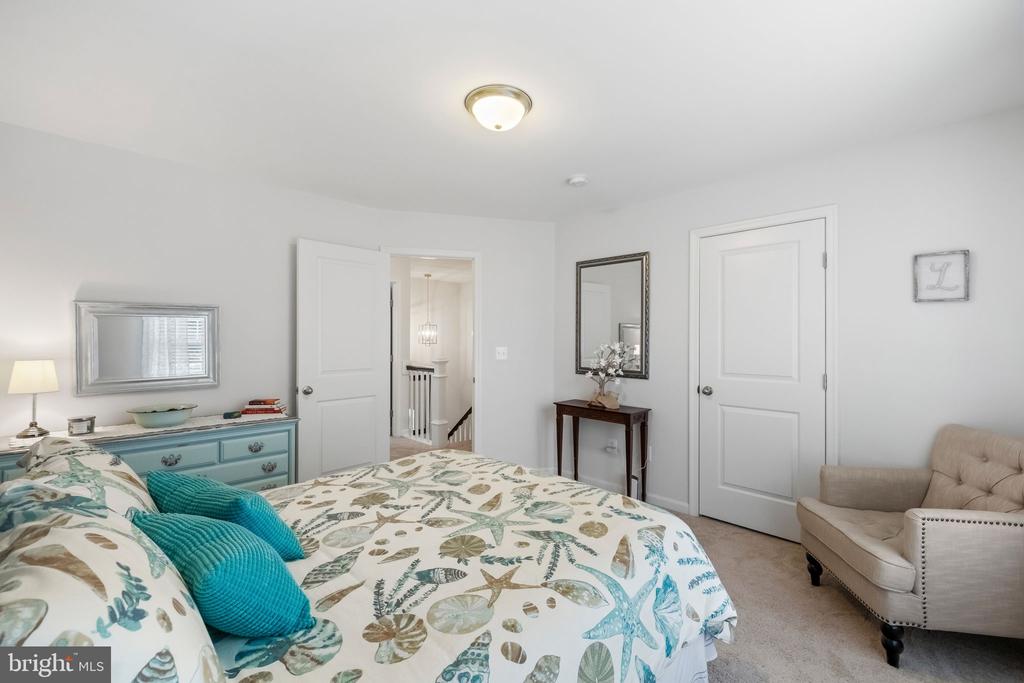 16010 HARRISON WAY