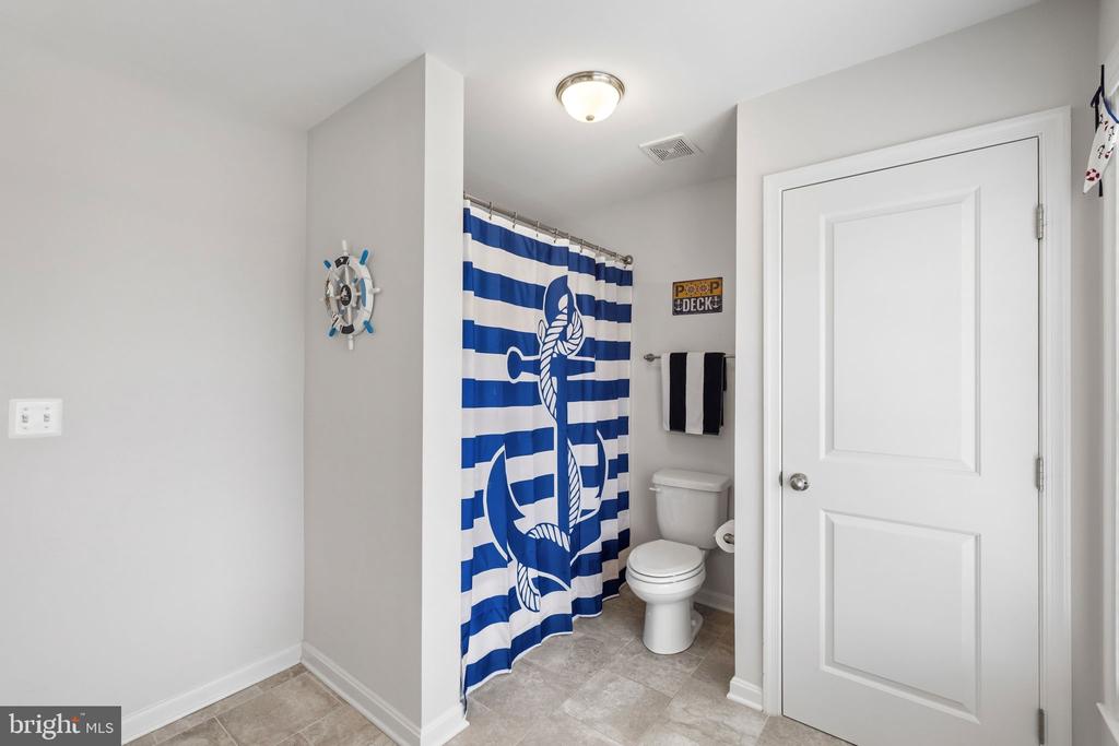 16010 HARRISON WAY