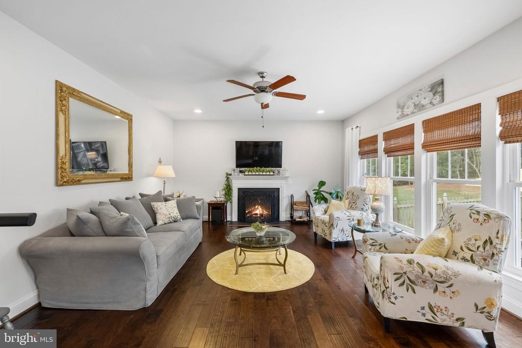 16010 HARRISON WAY