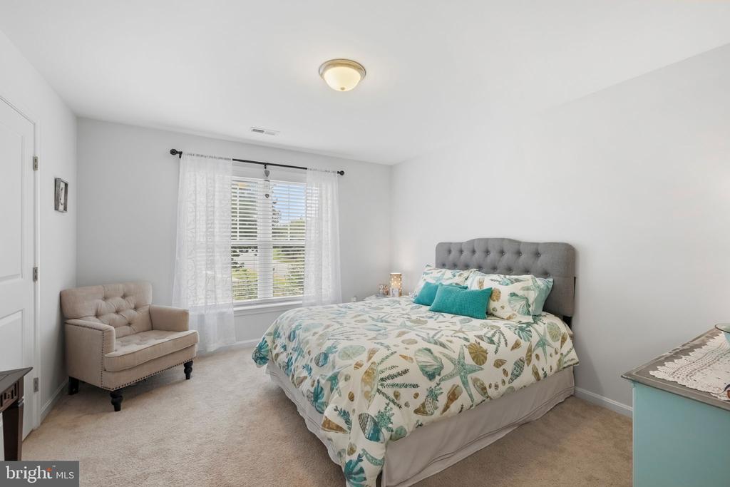 16010 HARRISON WAY