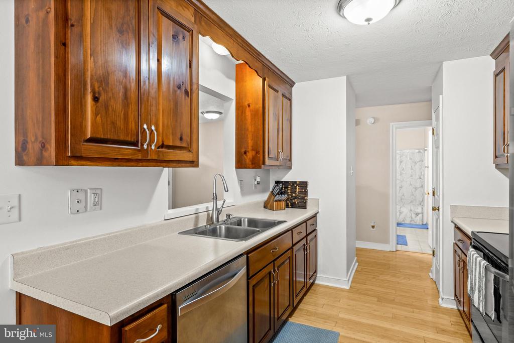 151 DEEP LANDING ROAD