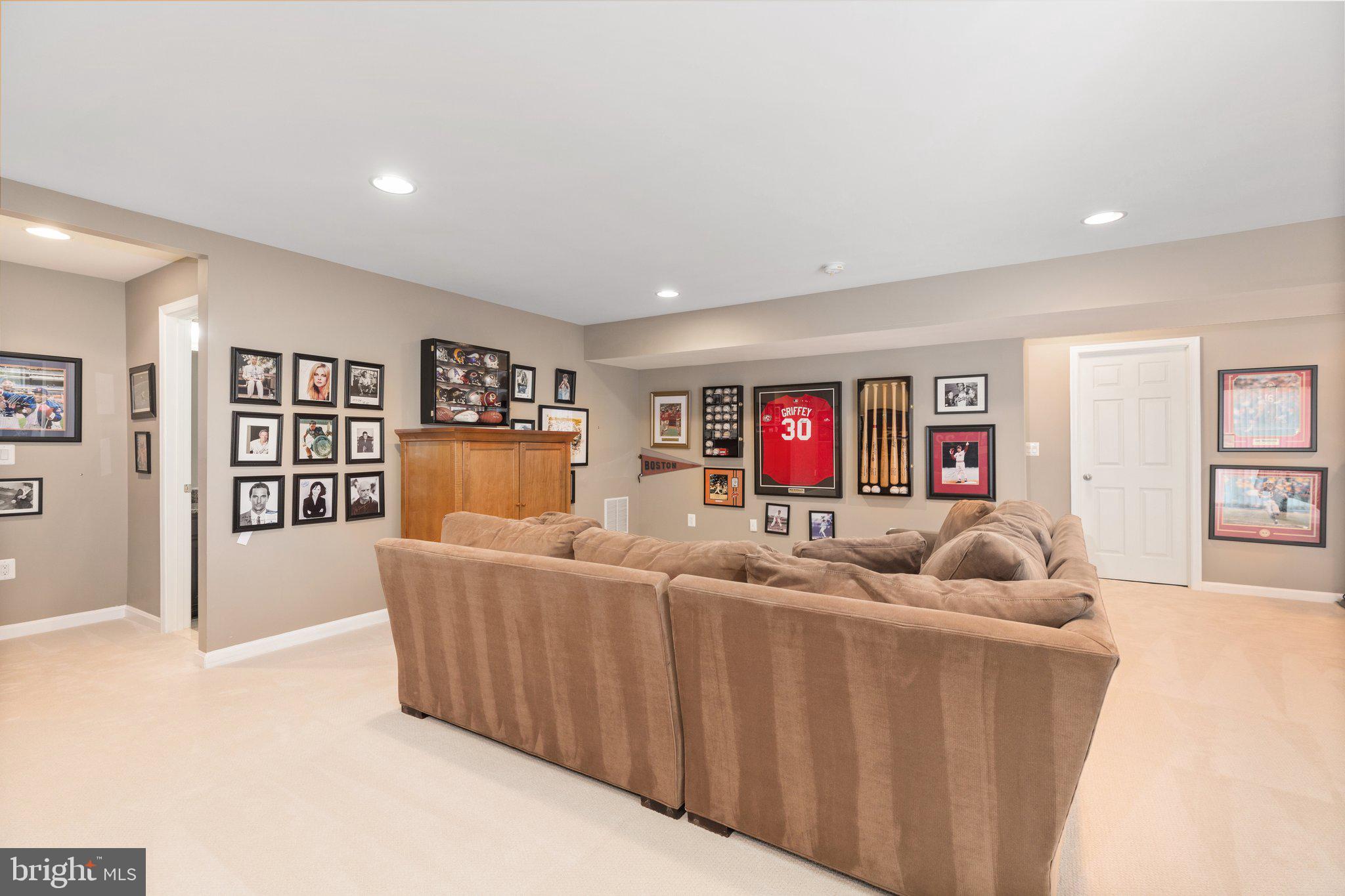 1007 Notting Way