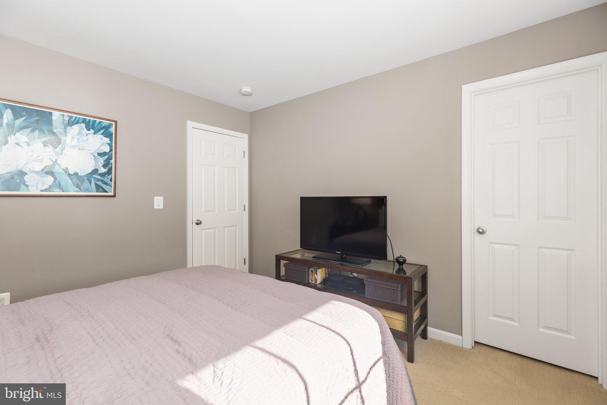 1007 Notting Way