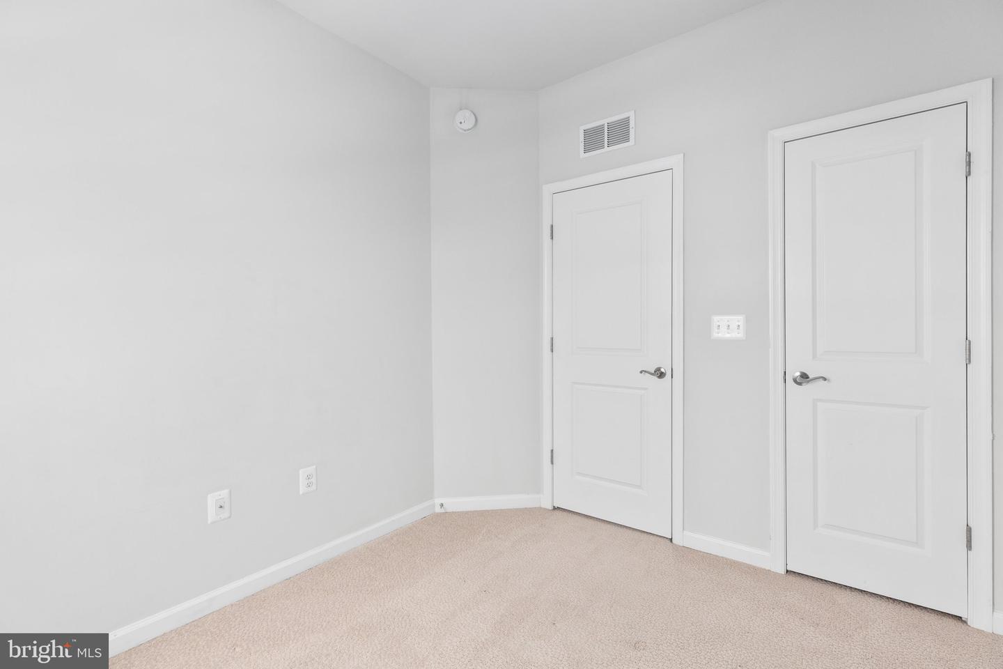 1833 Sag Harbor LANE