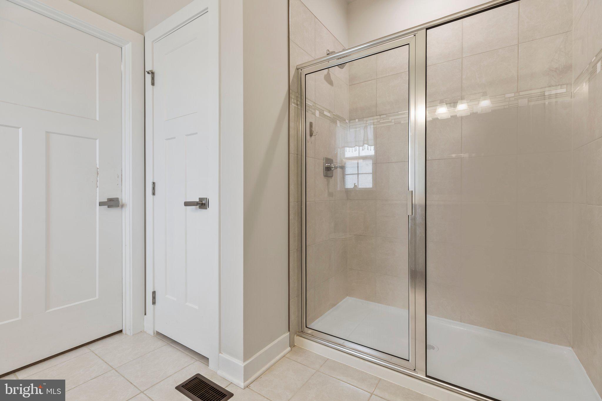 1601 Rampart Drive