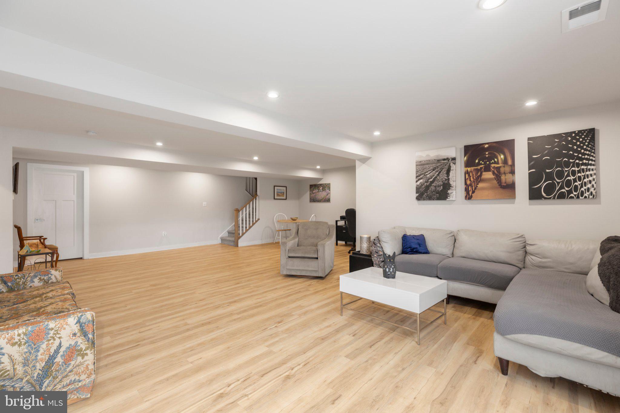 1601 Rampart Drive