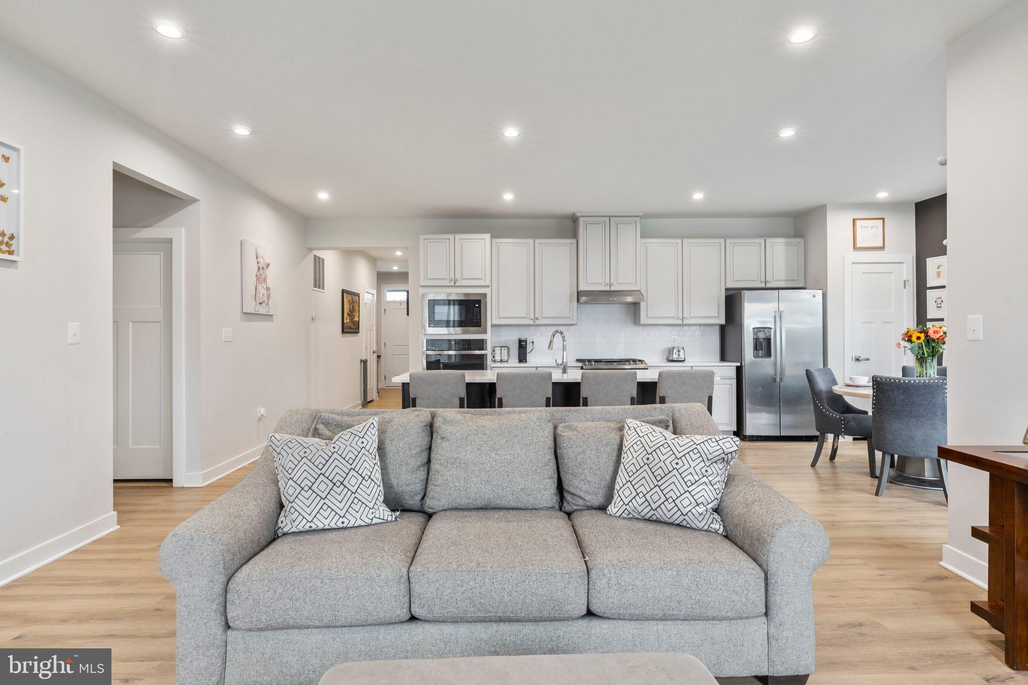 1601 Rampart Drive