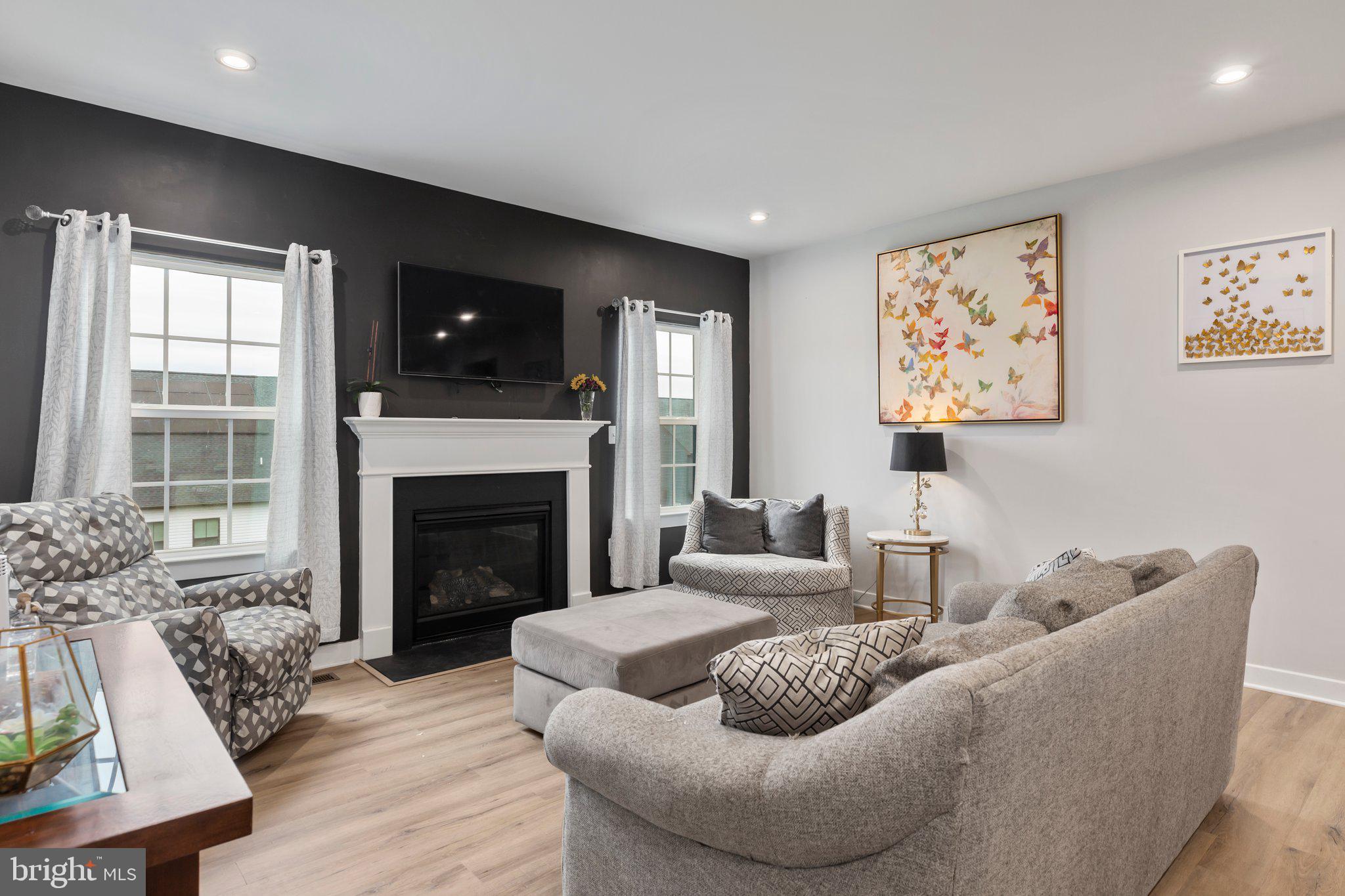 1601 Rampart Drive
