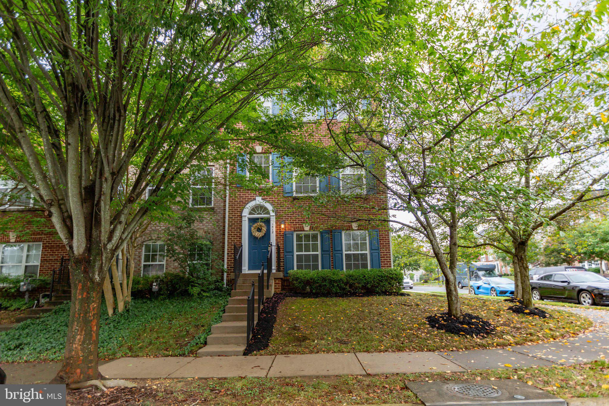 1412 Saunders Dr