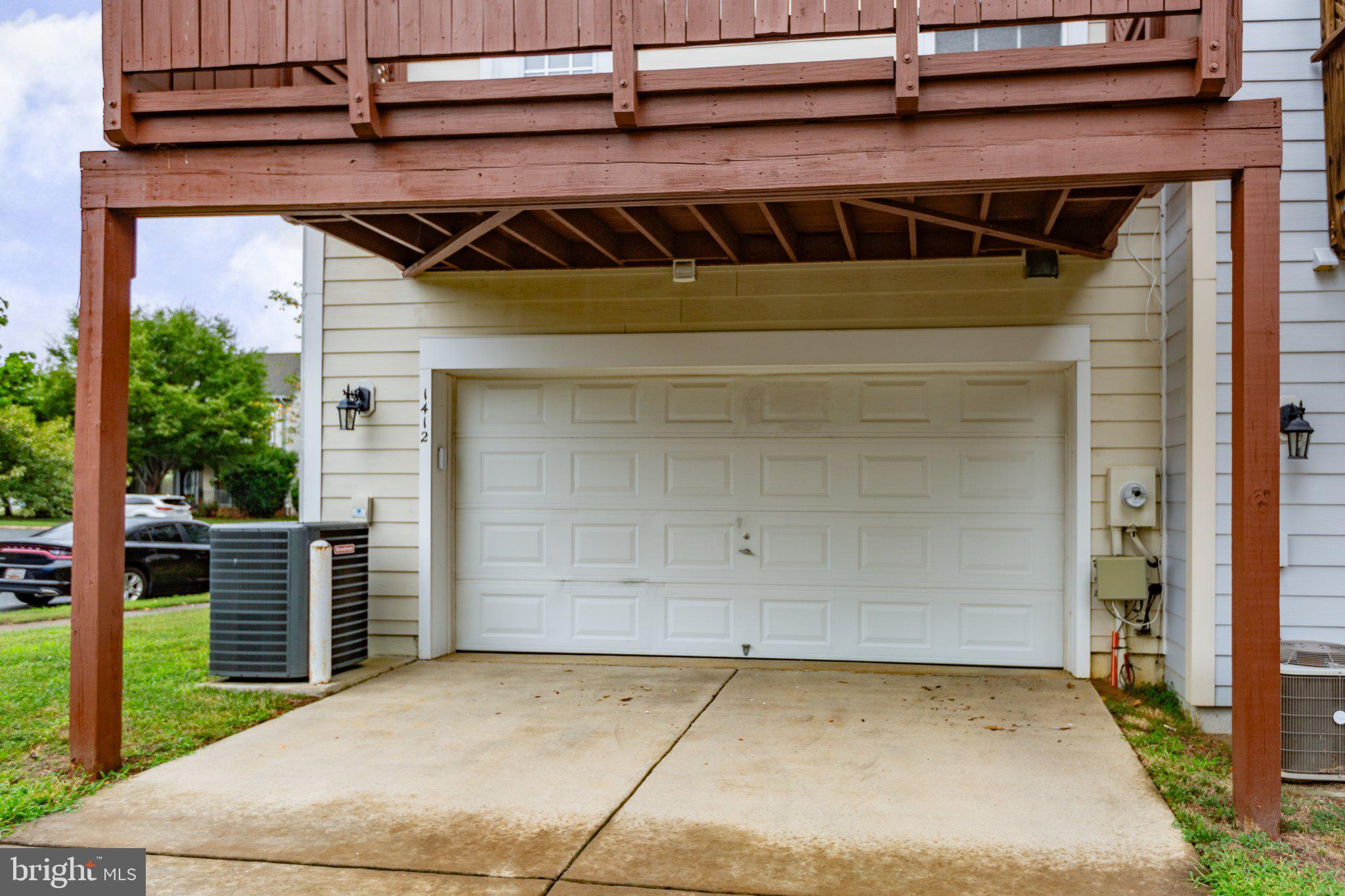 1412 Saunders Dr