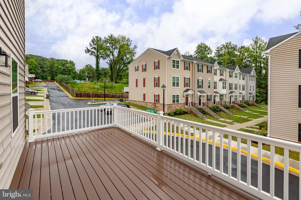 1136 Dovetail Cir