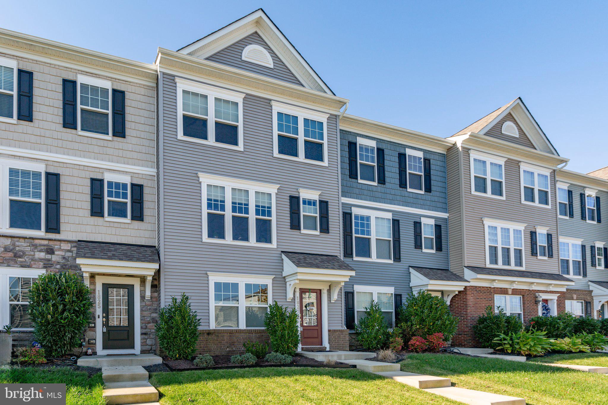 1827 Sag Harbor Ln