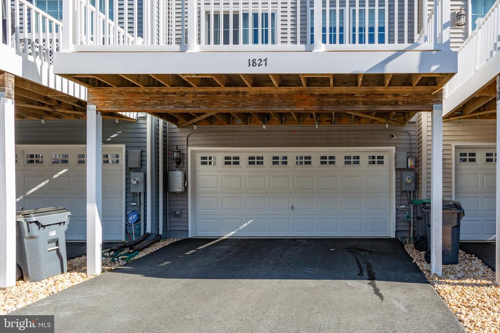 1827 Sag Harbor Ln