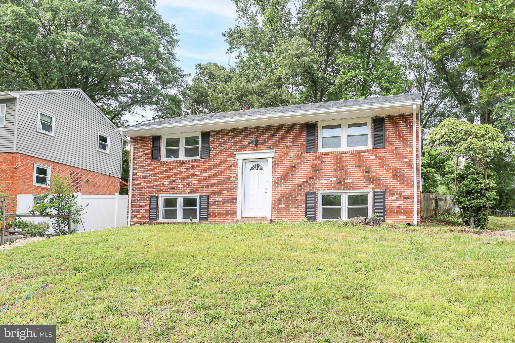 171 Longstreet Ave