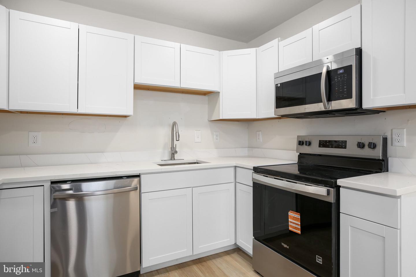 171 Longstreet Ave