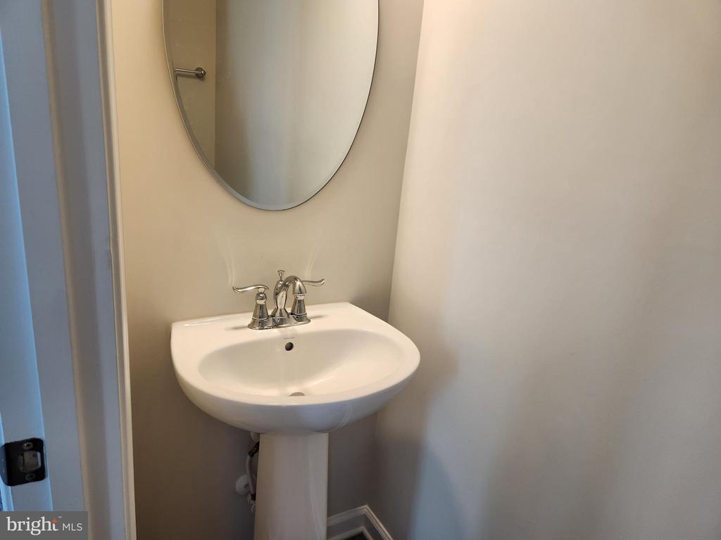 1315 TRESTLE DR