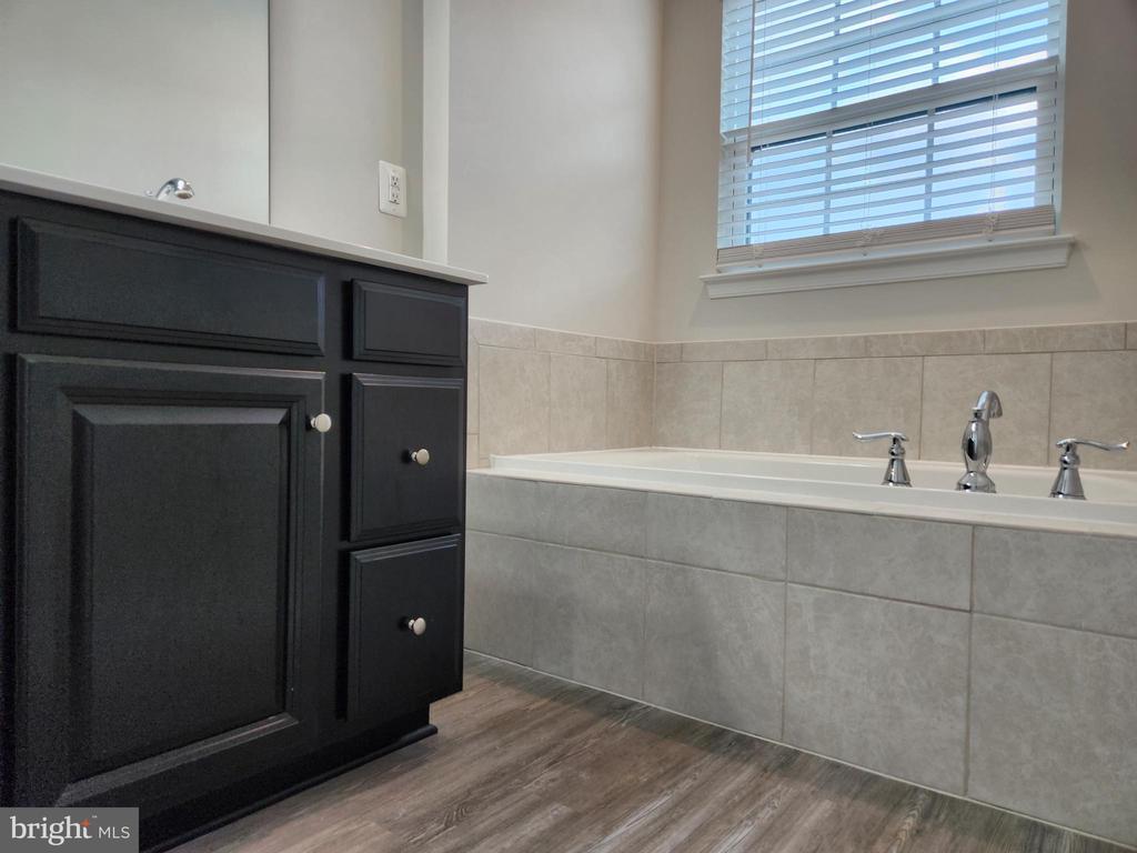 1315 TRESTLE DR