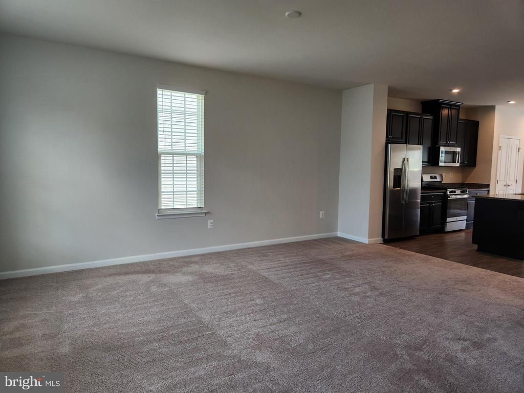 1315 TRESTLE DR