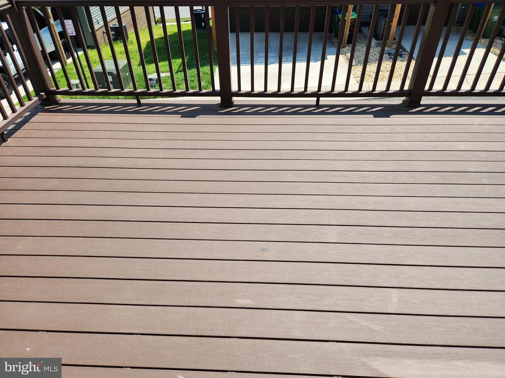1315 TRESTLE DR