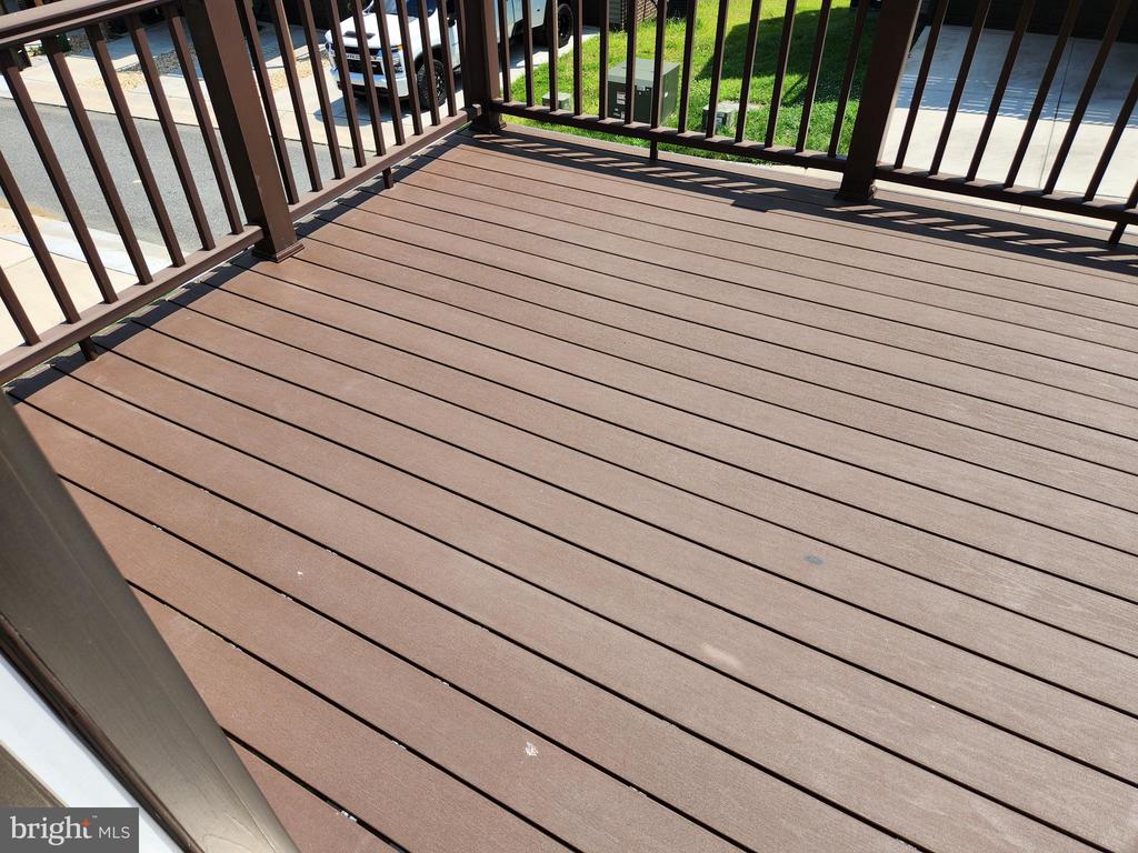 1315 TRESTLE DR