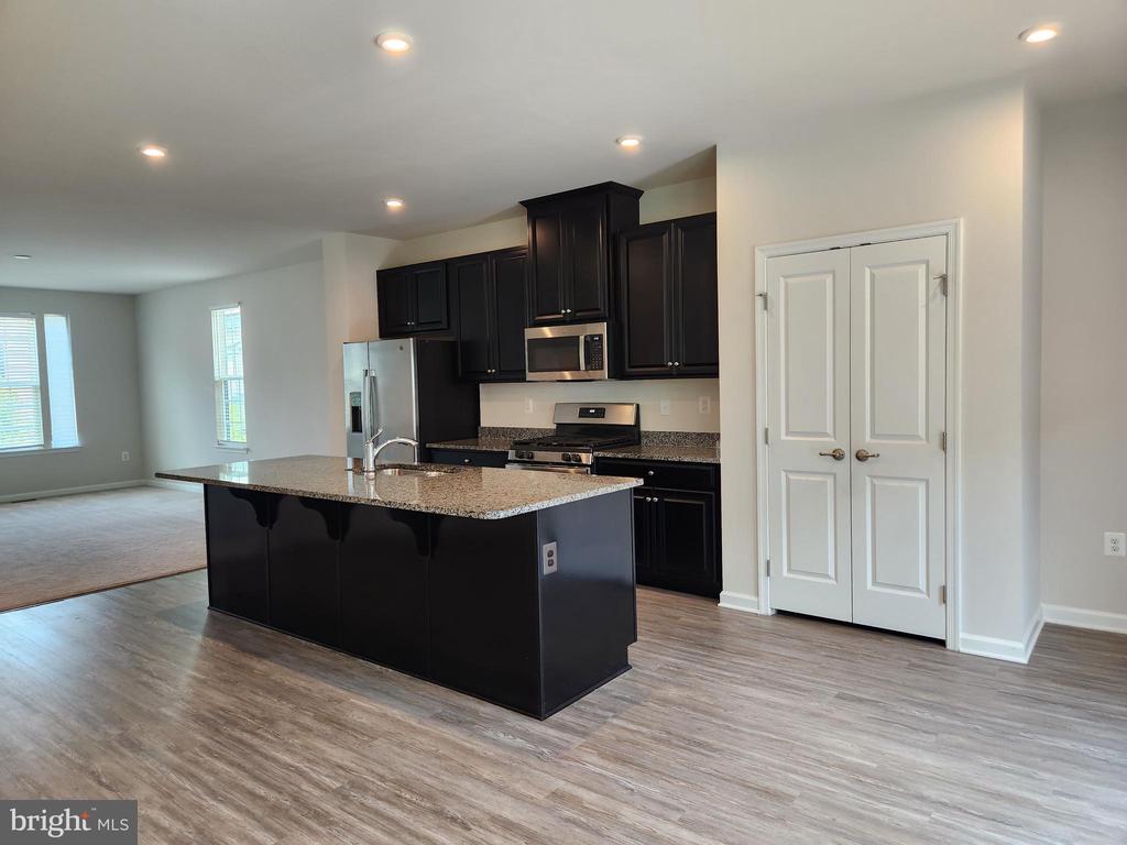 1315 TRESTLE DR