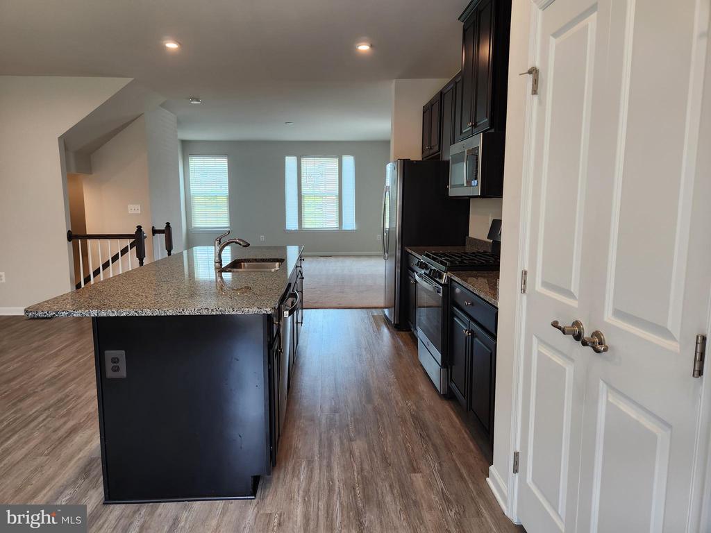 1315 TRESTLE DR