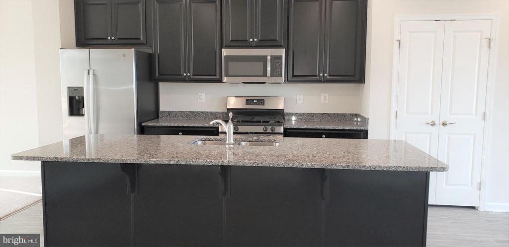 1315 TRESTLE DR